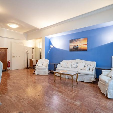 Larissa Station metro st. 2 bedrooms 3 pers. flat Aten Exteriör bild