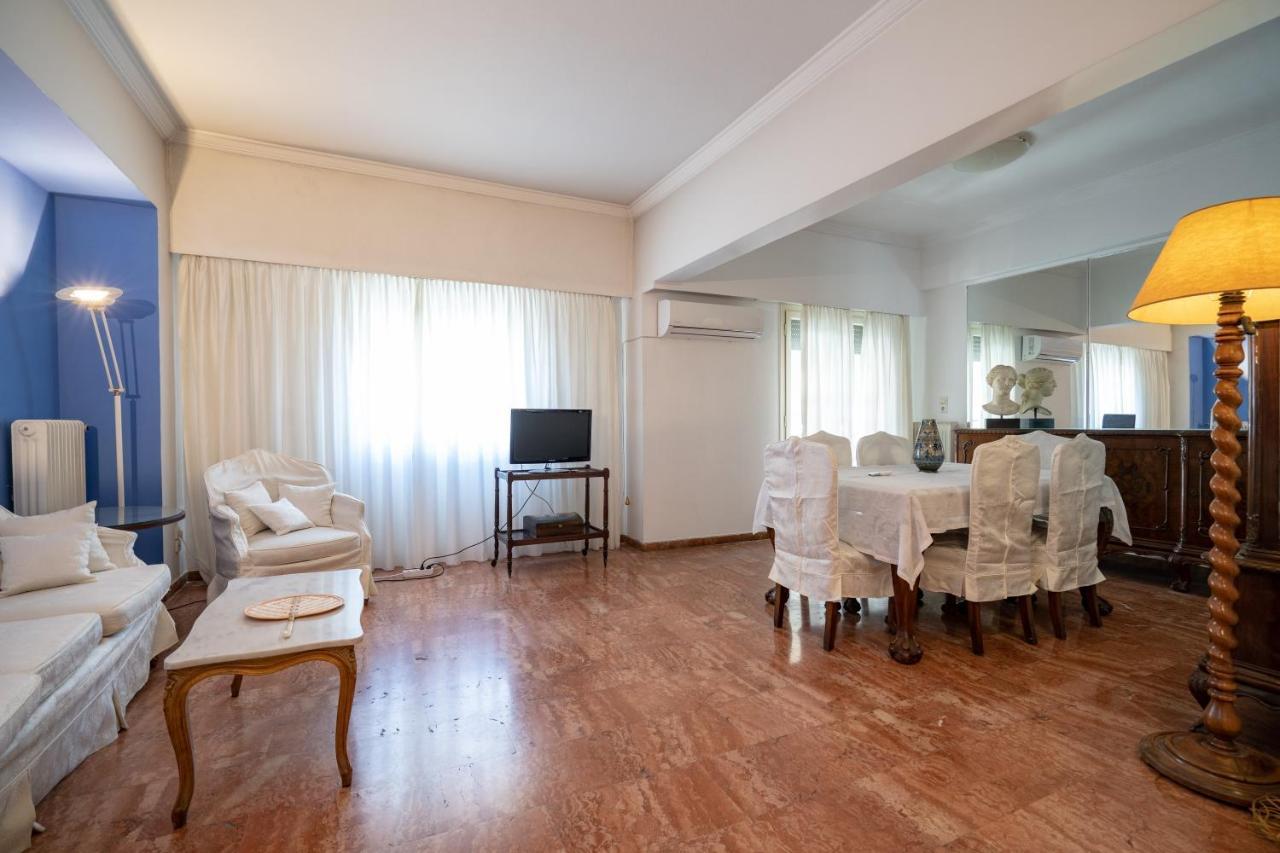 Larissa Station metro st. 2 bedrooms 3 pers. flat Aten Exteriör bild