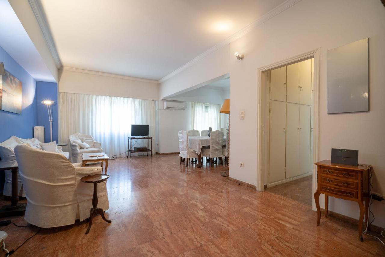 Larissa Station metro st. 2 bedrooms 3 pers. flat Aten Exteriör bild