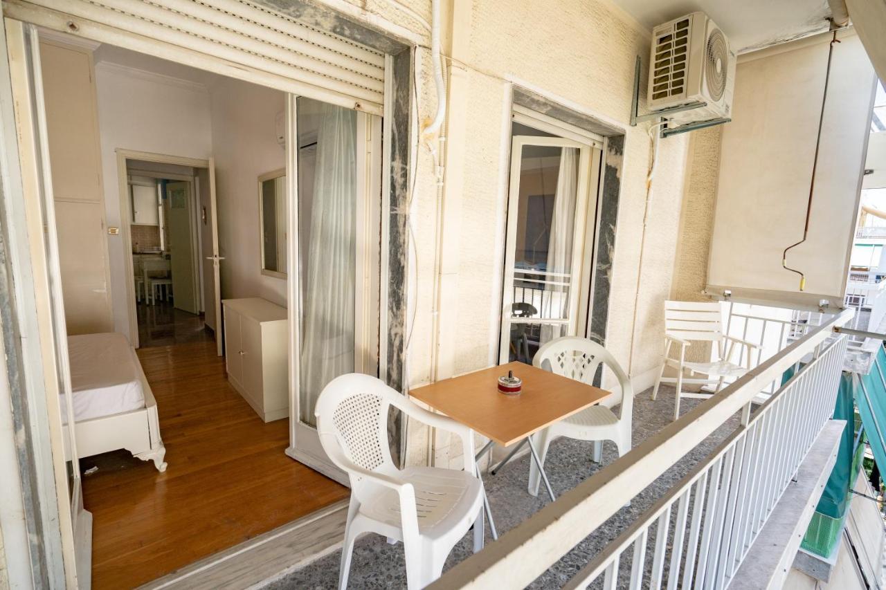 Larissa Station metro st. 2 bedrooms 3 pers. flat Aten Exteriör bild